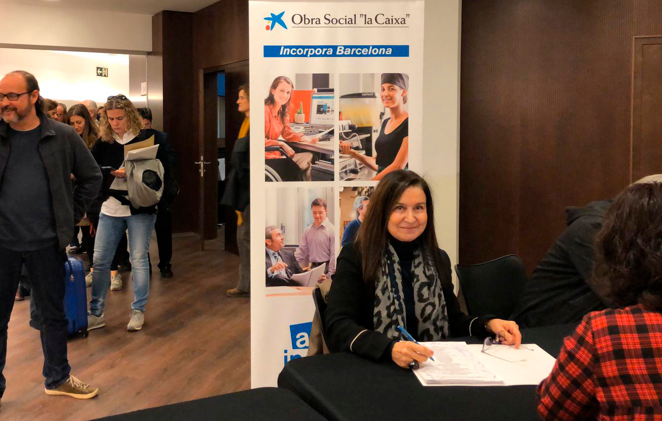 ABD firma un conveni amb l’Obra Social la Caixa pel programa sobre inserció laboral ‘Incorpora’ que està present a Comunitat Activa Sants i L’Hospitalet