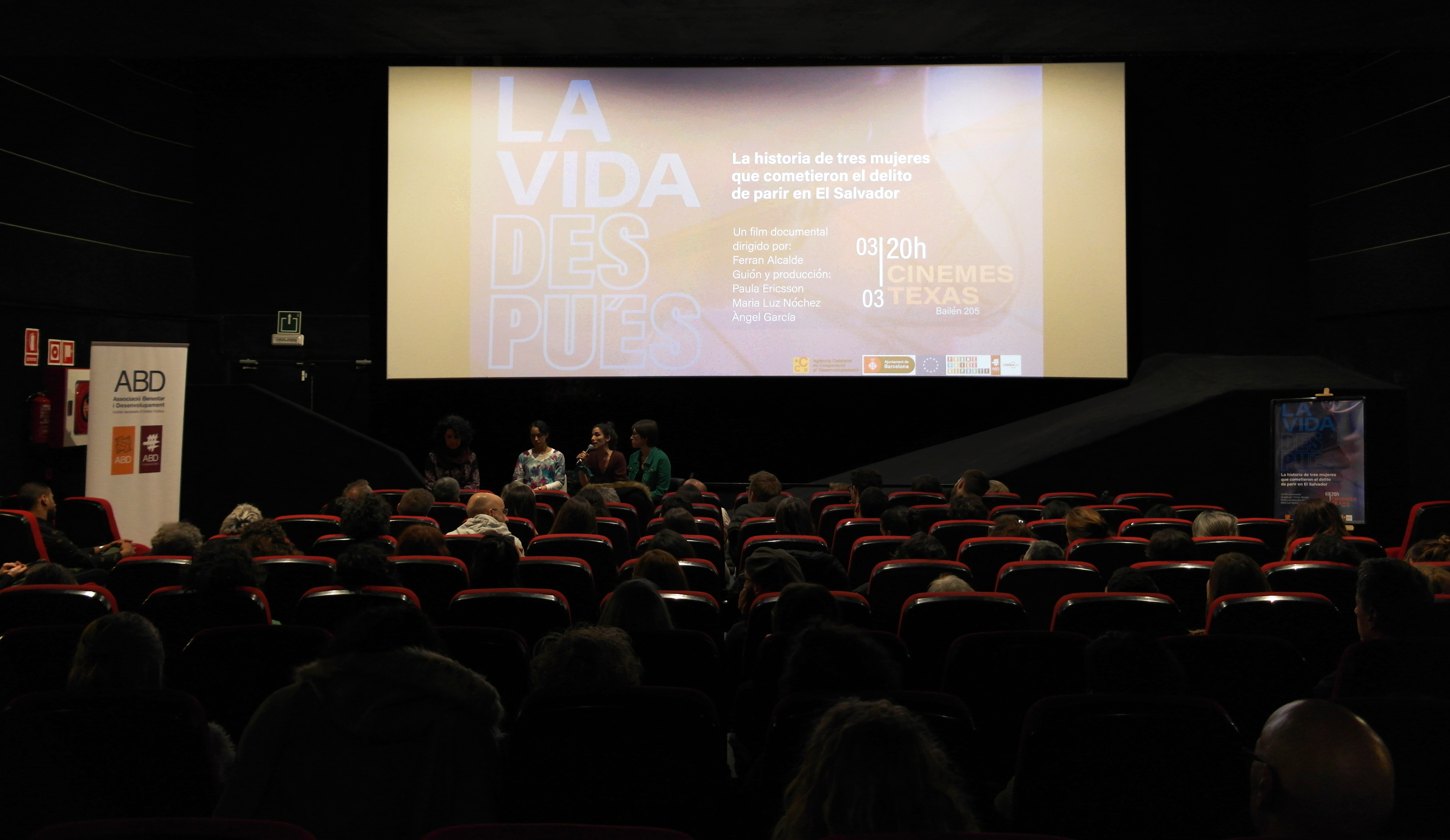 La presentación del documental ‘La vida después’ llena los Cines Texas en una jornada de éxito